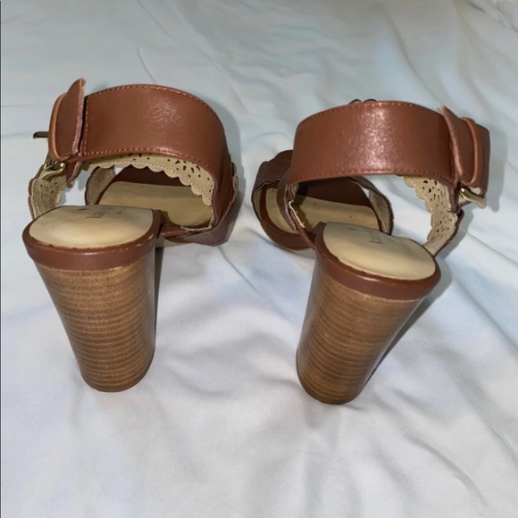 Kate Spade Paula Sandal - Picture 3 of 4